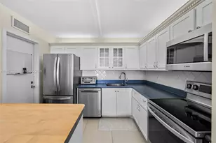 2201 S Ocean Dr, Hollywood, FL 33019 - Photo 13