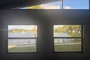 516 Briarwood Cir, Hollywood, FL 33024 - Photo 11