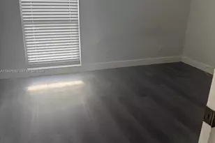 516 Briarwood Cir, Hollywood, FL 33024 - Photo 9