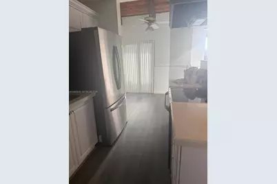 516 Briarwood Cir #1-51, Hollywood, FL 33024 - Photo 3