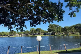 516 Briarwood Cir, Hollywood, FL 33024 - Photo 37