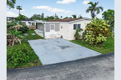 35250 SW 177th Ct, Homestead, FL 33034 - Photo 3