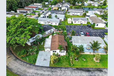 35250 SW 177th Ct, Homestead, FL 33034 - Photo 9