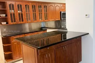 5055 NW 7th St, Miami, FL 33126 - Photo 9
