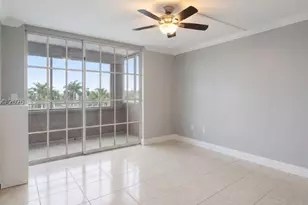 5055 NW 7th St, Miami, FL 33126 - Photo 21