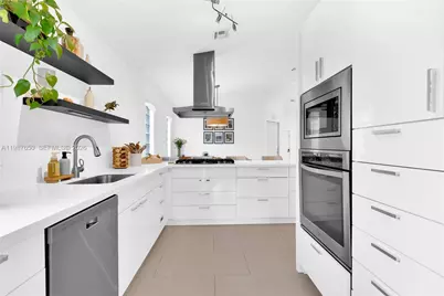 8858 SW 214th St, Cutler Bay, FL 33189 - Photo 1