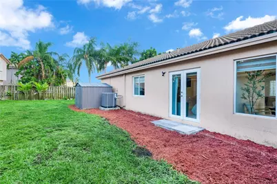 8858 SW 214th St, Cutler Bay, FL 33189 - Photo 39