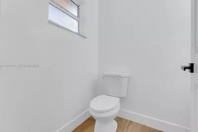 1163 SE 6th Ct, Dania Beach, FL 33004 - Photo 15