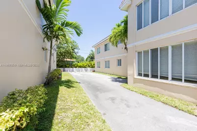 2882 S Le Jeune Rd #2882, Coral Gables, FL 33134 - Photo 3