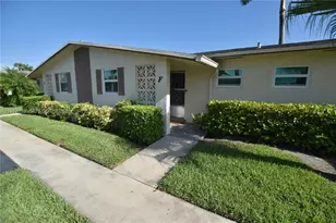 2572 E Emory Dr, West Palm Beach, FL 33415 - Photo 5