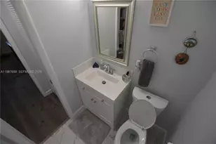 2572 E Emory Dr, West Palm Beach, FL 33415 - Photo 19