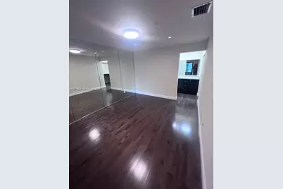 20005 NE 3rd Ct #6, Miami, FL 33179 - Photo 7