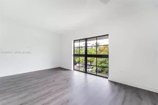 1165 NW 8th Ave, Miami, FL 33136 - Photo 5