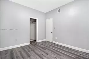 327 SW 20th St, Fort Lauderdale, FL 33315 - Photo 9