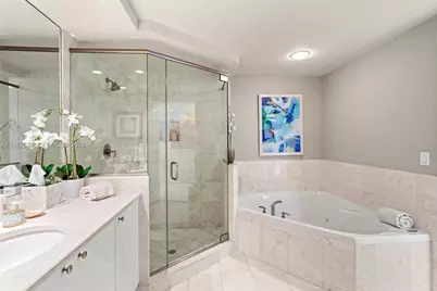 901 Brickell Key Blvd #2804, Miami, FL 33131 - Photo 29