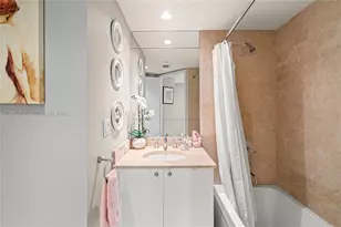 901 Brickell Key Blvd, Miami, FL 33131 - Photo 57