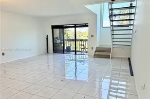 281 W Park Dr, Miami, FL 33172 - Photo 7