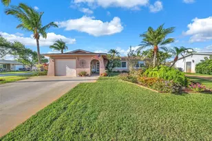 9621 NW 8th St, Pembroke Pines, FL 33024 - Photo 1