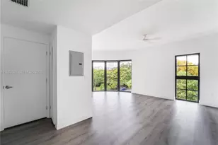 1165 NW 8th Ave, Miami, FL 33136 - Photo 7