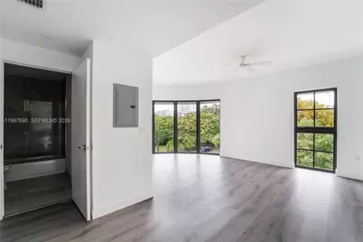 1165 NW 8th Ave #104, Miami, FL 33136 - Photo 5