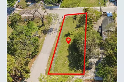 800 NW 30th St, Miami, FL 33127 - Photo 1