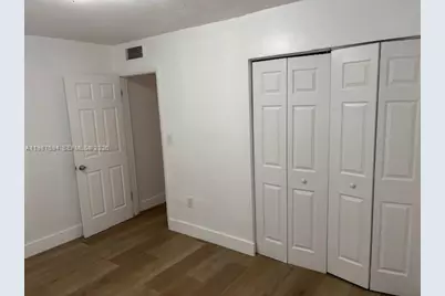 7670 SW 82nd St #116, Miami, FL 33143 - Photo 9