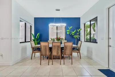 4346 NW 81st Ave, Doral, FL 33166 - Photo 9