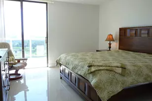 3625 N Country Club Dr, Aventura, FL 33180 - Photo 11