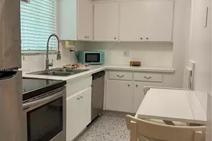 201 Fluvia Ave, Coral Gables, FL 33134 - Photo 13