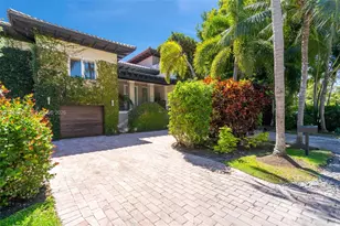 140 Hampton Ln, Key Biscayne, FL 33149 - Photo 41