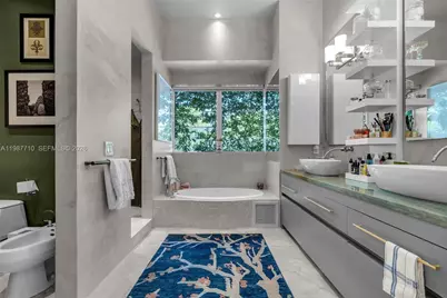 140 Hampton Ln, Key Biscayne, FL 33149 - Photo 17