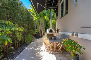 140 Hampton Ln, Key Biscayne, FL 33149 - Photo 35