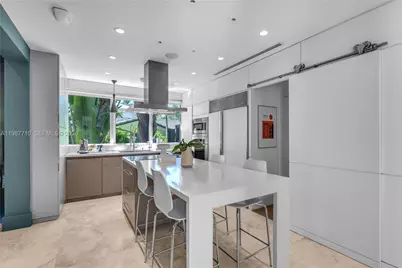 140 Hampton Ln, Key Biscayne, FL 33149 - Photo 11