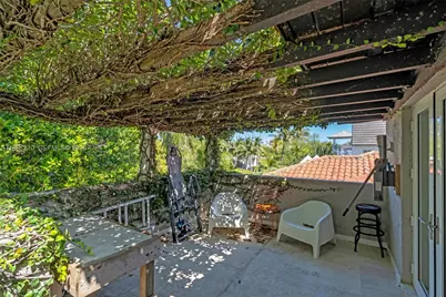 140 Hampton Ln, Key Biscayne, FL 33149 - Photo 35