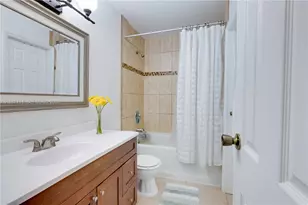 8390 N Missionwood Cir, Miramar, FL 33025 - Photo 21