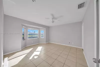 2032 NE 6th St, Other City - In The State Of Florida, FL 33909 - Photo 25