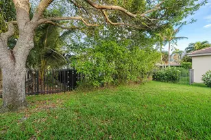 3744 Oak Ridge Cir, Weston, FL 33331 - Photo 17