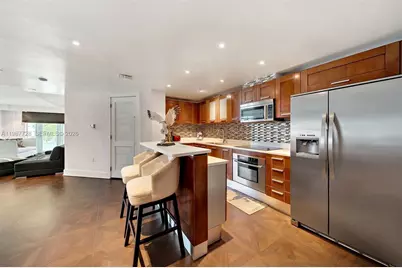 448 Ocean Dr #302, Miami Beach, FL 33139 - Photo 3
