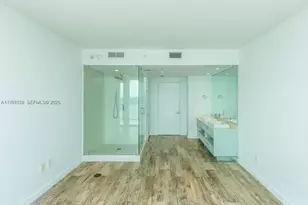 650 NE 32nd St, Miami, FL 33137 - Photo 35