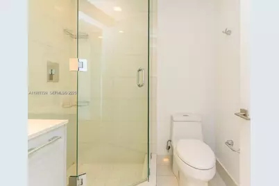 650 NE 32nd St #3406, Miami, FL 33137 - Photo 13