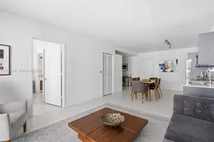 31 SE 6th St, Miami, FL 33131 - Photo 7