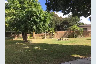 2829 Jackson St #3, Hollywood, FL 33020 - Photo 13