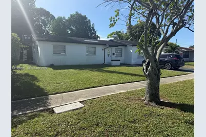 4910 NW 18th St, Lauderhill, FL 33313 - Photo 3