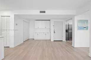 7765 SW 86th St, Miami, FL 33143 - Photo 9