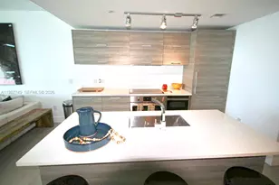 650 NE 32nd St, Miami, FL 33137 - Photo 15