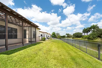 8513 NW 41st St #-, Cooper City, FL 33024 - Photo 3