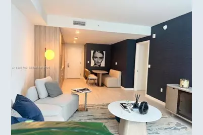 77 SE 5th St #2708, Miami, FL 33131 - Photo 5