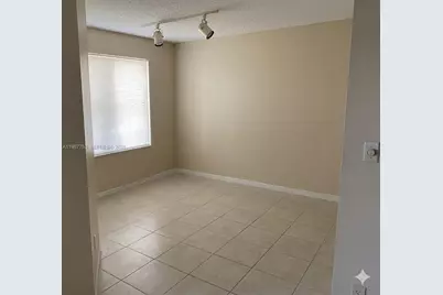 1033 Coral Club Dr #1033, Coral Springs, FL 33071 - Photo 3