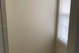 1033 Coral Club Dr, Coral Springs, FL 33071 - Photo 5