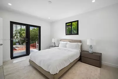 5661 Pine Tree Dr #0, Miami Beach, FL 33140 - Photo 19